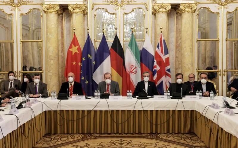 Weeks left to rescue Iran nuclear deal, Western envoys say as talks break