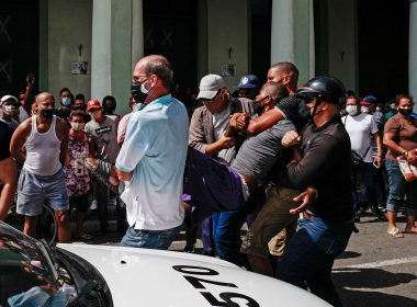 U.S. bans entry for 8 Cuban officials linked to crackdown on protesters