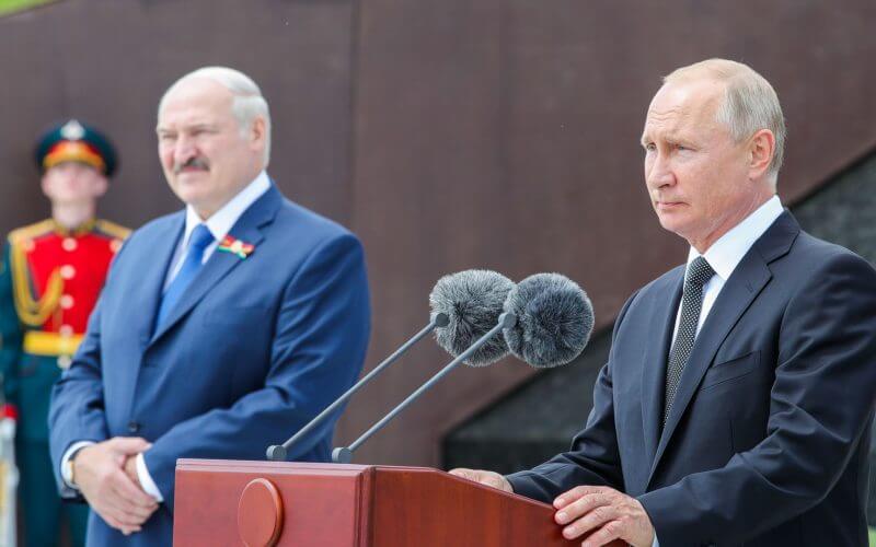 U.S. warns Russia may attack Ukraine from Belarus