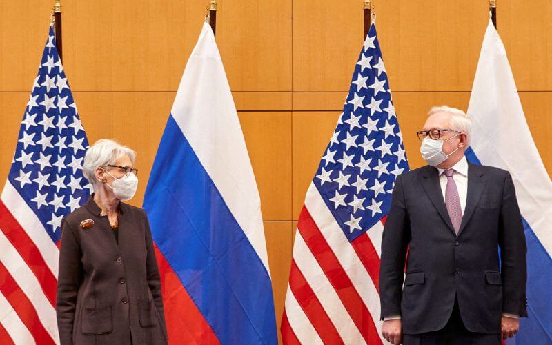 U.S. and Russia still far apart on Ukraine after Geneva talks