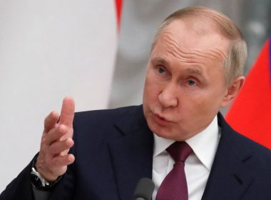 Putin accuses U.S. of trying to lure Russia into war