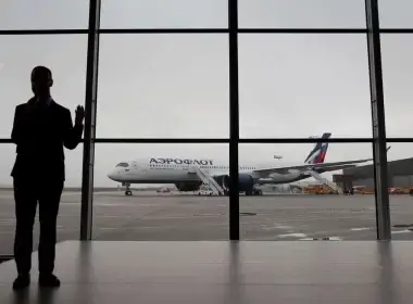 A view shows the first Airbus A350-900 aircraft of Russia's flagship airline Aeroflot during a media presentation at Sheremetyevo International Airport outside Moscow, Russia March 4, 2020. REUTERS/Maxim Shemetov/File Photo