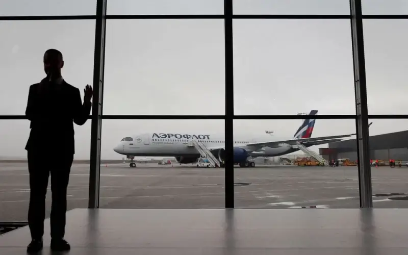 A view shows the first Airbus A350-900 aircraft of Russia's flagship airline Aeroflot during a media presentation at Sheremetyevo International Airport outside Moscow, Russia March 4, 2020. REUTERS/Maxim Shemetov/File Photo