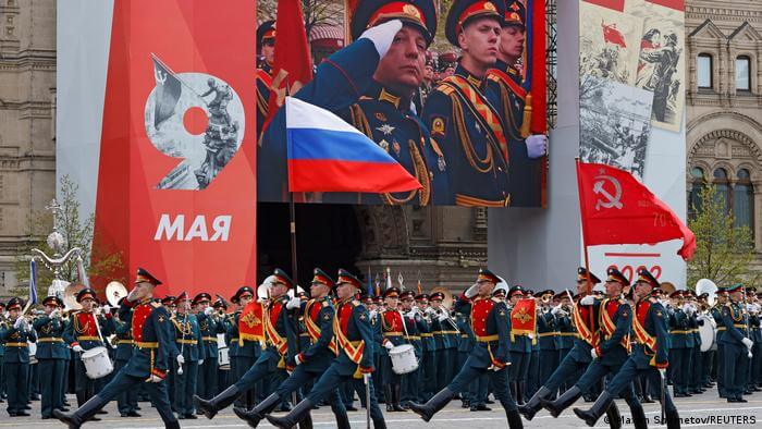 Russian service members take part in a military parade on Victory Day in Red Square. Reuters.