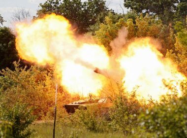 A self-propelled howitzer 2S1 Gvozdika of pro-Russian troops fires a leaflet shell in the direction of Sievierodonetsk to disperse information materials from their combat positions in the Luhansk region, Ukraine May 24, 2022. REUTERS/Alexander Ermochenko