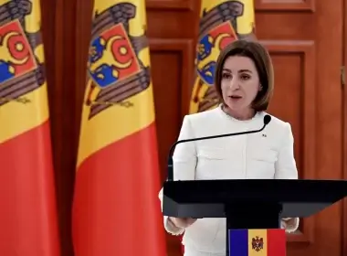 Moldovan President Maia Sandu speaks during a news conference at the Presidential Palace in Chisinau, Moldova March 6, 2022. Olivier Douliery/Pool via REUTERS/