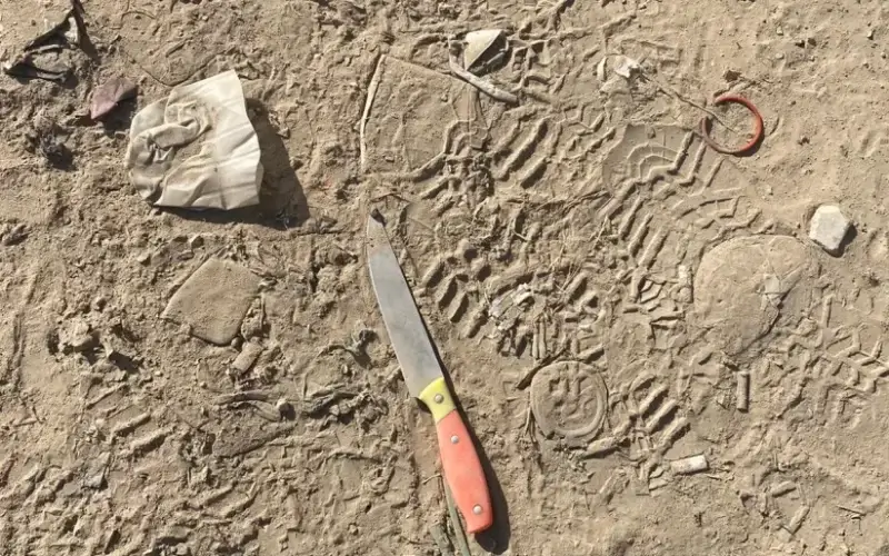 A knife used by a Palestinian woman who attempted to attack IDF soldier in al-Arroub, on June 1, 2022. (photo credit: IDF SPOKESPERSON'S UNIT)