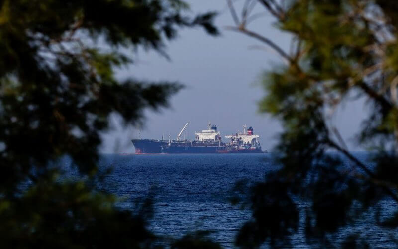 The Liberian-flagged oil tanker Ice Energy transfers crude oil from the Iranian-flagged oil tanker Lana (former Pegas), off the shore of Karystos, on the Island of Evia, Greece, May 26, 2022. REUTERS/Costas Baltas
