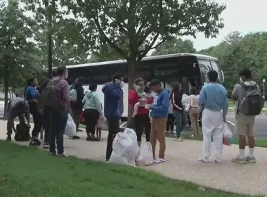 A bus carrying migrants arrives in Washington, D.C., from Texas on July 29, 2022. (Fox News Channel)