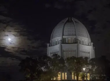 A Baha'i Temple in Wilmette, IL. REUTERS