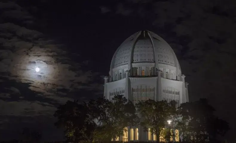 A Baha'i Temple in Wilmette, IL. REUTERS