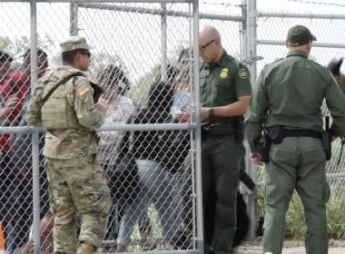 Border Patrol opening gates to allow migrants/Twitter | Twitter/TheFirst