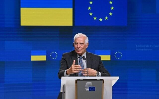 European Union's foreign policy chief Josep Borrell speaks during a press conference during an EU-Ukraine Association Council meeting at the EU headquarters in Brussels on September 5, 2022. (John THYS/AFP)