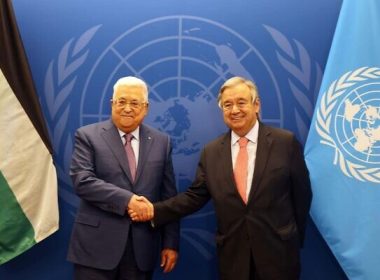 Palestinian Authority President Mahmoud Abbas (L) meets with UN Secretary-General Antonio Guterres at the United Nations headquarters in New York on September 19, 2022. (Mission of Palestine to the UN/Twitter)