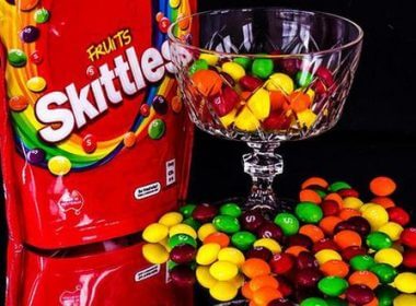 Skittles candy (Pixabay)