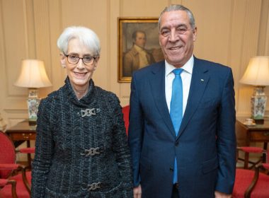 US Deputy Secretary of State Wendy Sherman, left, meets with Palestinian Authority Minister of Civilian Affairs Hussein al-Sheikh in Washington DC, on October 4, 2022. (US State Department/Twitter)