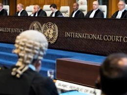 Members of the International Court of Justice attend a hearing for alleged violations of the 1955 Treaty of Amity between Iran and the U.S., at the International Court in The Hague, Netherlands August 27, 2018. (photo credit: REUTERS/PIROSCHKA VAN DE WOUW)
