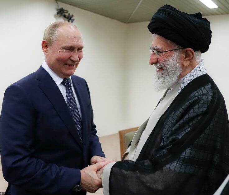 Russian president Vladimir Putin and Iranian supreme leader Ali Khamenei in July 2022 / Wikimedia Commons