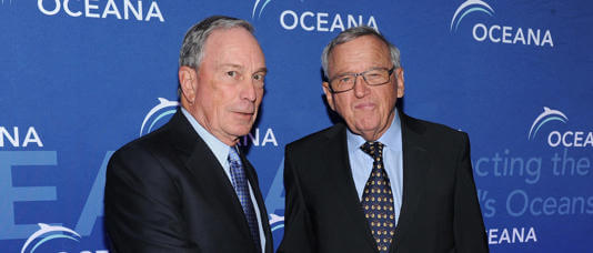 Former Mayor of New York City Michael Bloomberg (L) and philanthropist Hansjorg Wyss attend Oceana's 2015 New York City benefit at Four Seasons Restaurant on April 1, 2015 in New York City. (Photo by Craig Barritt/Getty Images for Oceana)