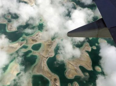 Lagoons can be seen from a plane as it flies above Kiritimati Island, part of the Pacific Island nation of Kiribati, April 5, 2016./File Photo