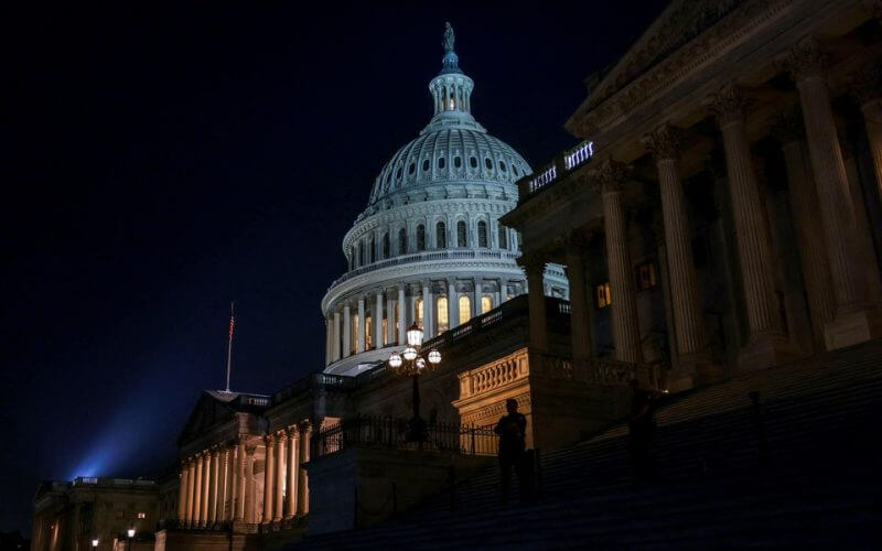 U.S. Capitol police stand outside the Capitol building as the Senate votes on debt ceiling legislation to avoid a historic default at the U.S. Capitol in Washington, U.S., June 1, 2023. REUTERS