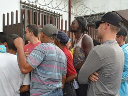 Fotografía de archivo de migrantes cubanos. EFE/José Torres
