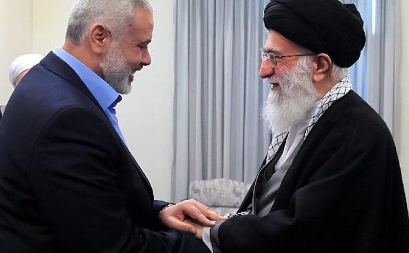 Hamas political chief Ismail Haniyeh (left) with Iran's Supreme Leader Ayatollah Ali Khamenei in Iran in January 2018. Wikimedia Commons.