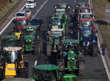 Belgian farmers use their tractors to block the Brussels ring as they protest over price pressures, taxes and green regulation, grievances shared by farmers across Europe, in Halle, Belgium January 29, 2024. Reuters