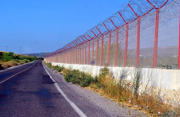 The Turkey-Syria border. wikimedia.org