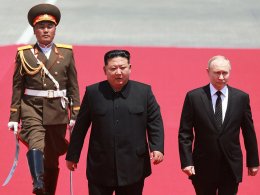 Russia’s President Vladimir Putin and North Korea’s leader Kim Jong-un attend an official welcoming ceremony in Pyongyang, North Korea, June 19, 2024. Reuters.