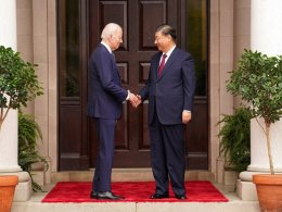 U.S. President Joe Biden shakes hand with Chinese President Xi Jinping on the sidelines of the Asia-Pacific Economic Cooperation (APEC) summit, in Woodside, Calif., on Nov. 15, 2023. Reuters