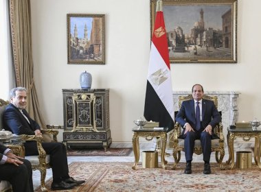 Egyptian President Abdel-Fattah el-Sissi, right, meets with Iranian Foreign Minister Abbas Araghchi, at the Presidential Palace in Cairo, Egypt, Thursday, Oct.17, 2024. Egyptian Presidency Media Office