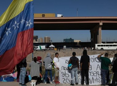 Trump podría pedir a Venezuela que coopere con las deportaciones masivas. shutterstock.com